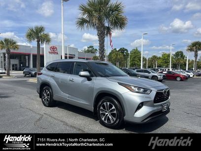 Used 2020 Toyota Highlander XLE