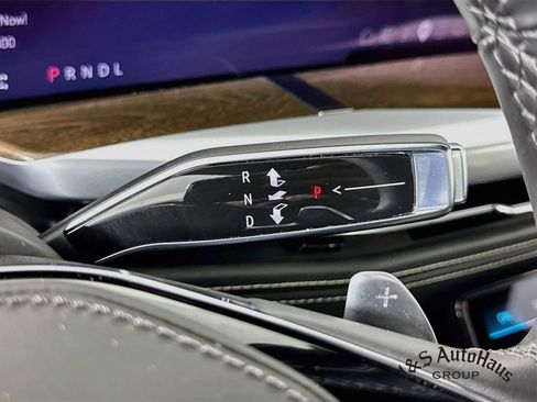 Used 2025 Cadillac Escalade Sport Platinum AWD/4WD image 22