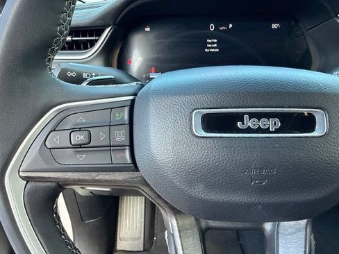Used 2023 Jeep Grand Cherokee L Limited w/ Luxury Tech Group II AWD/4WD image 40