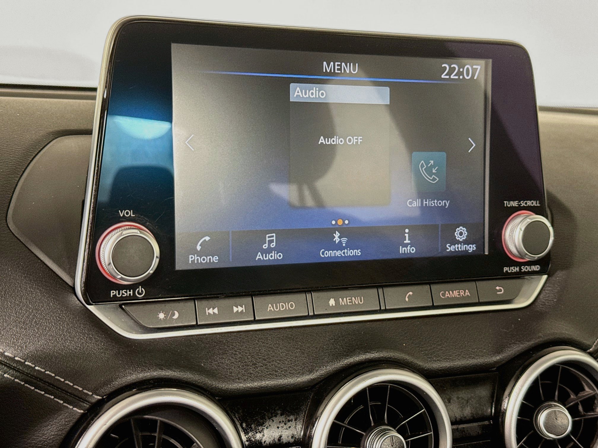 Used 2024 Nissan Sentra SV FWD image 16