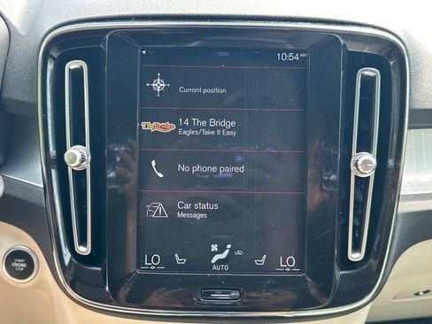 Used 2021 Volvo XC40 T5 Momentum w/ Premium Package AWD/4WD image 32