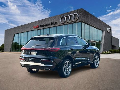 Certified 2025 Audi Q5 Premium w/ Premium Plus AWD/4WD image 5