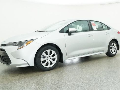 New 2026 Toyota Corolla LE image 6