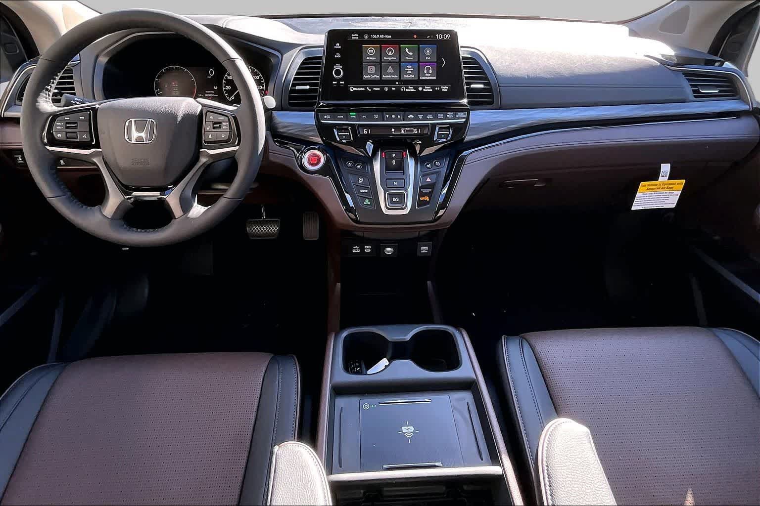 New 2026 Honda Odyssey Elite image 5
