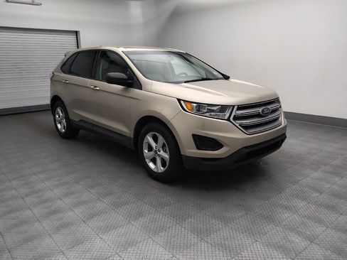Used 2018 Ford Edge SE FWD image 11