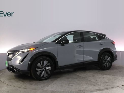 Used 2023 Nissan Ariya FWD image 18