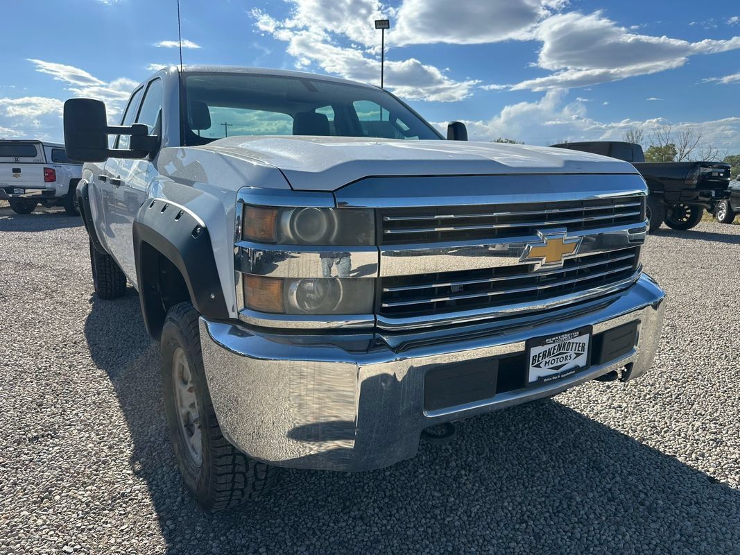 Used 2015 Chevrolet Silverado 2500 W/T AWD/4WD image 36