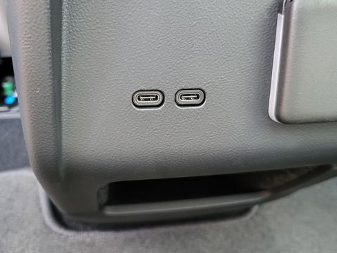 New 2025 Cadillac Optiq Sport 1 image 31