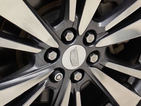 Used 2020 Cadillac XT6 Premium Luxury image 71