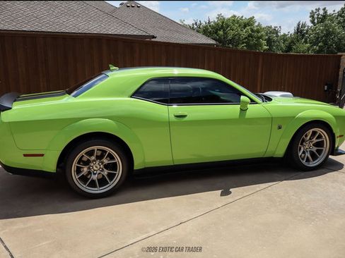 Used 2023 Dodge Challenger R/T Scat Pack RWD image 9