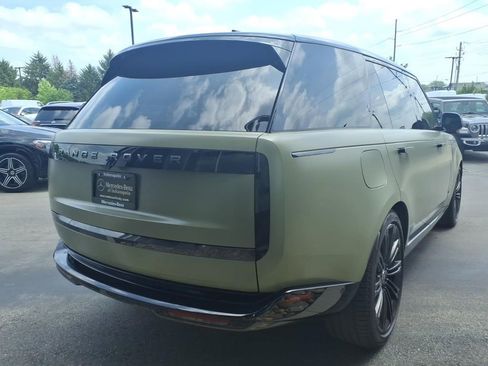 Used 2024 Land Rover Range Rover Long Wheelbase Autobiography AWD/4WD image 6