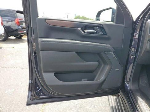 New 2026 GMC Yukon XL Denali w/ Sun & Power Step Package RWD image 18