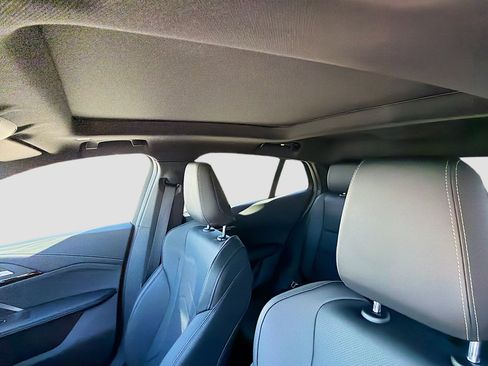 Used 2025 BMW X2 xDrive28i image 25