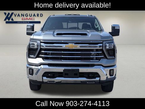 Used 2025 Chevrolet Silverado 3500 LTZ image 3