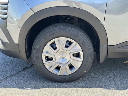 New 2026 Nissan Kicks S image 12