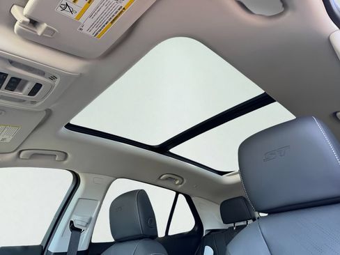 New 2026 Buick Envision Sport Touring AWD/4WD image 11