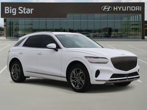 Used 2022 Genesis GV70 2.5T w/ Advanced Package AWD/4WD image 6