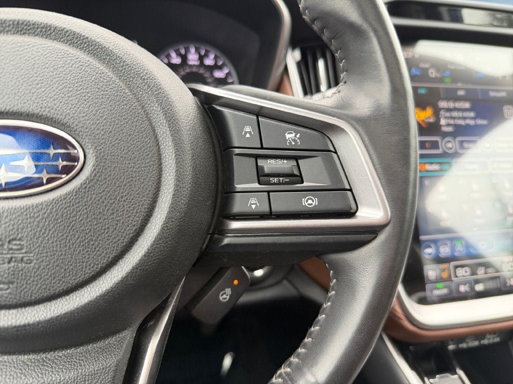 Used 2023 Subaru Outback Touring AWD/4WD image 17