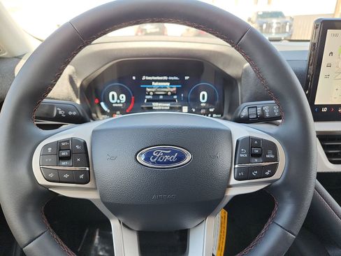 New 2026 Ford Explorer Active w/ Active Comfort Package image 19