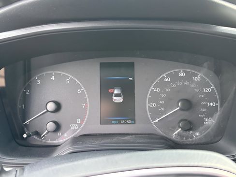 Used 2023 Toyota Corolla SE image 30