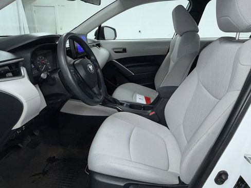 Certified 2023 Toyota Corolla Cross L image 14