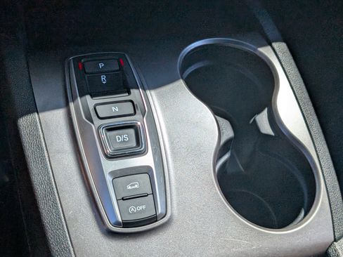 Used 2022 Honda Pilot Sport image 23