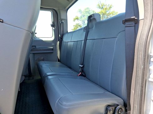 Used 2012 Ford F250 XL w/ FX4 Off Road Pkg AWD/4WD image 18