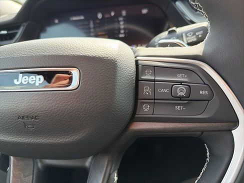 New 2026 Jeep Grand Cherokee Limited AWD/4WD image 22