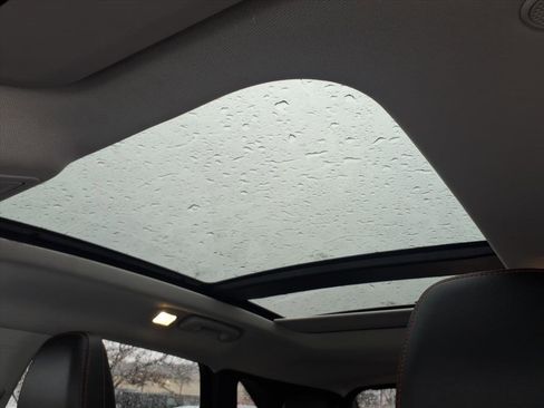 Certified 2022 Ford Escape SEL w/ SEL Stealth AWD Package image 14