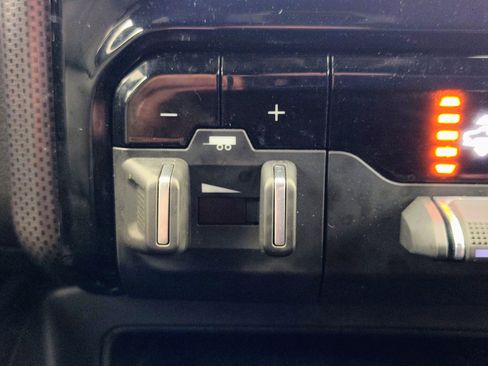 Used 2022 RAM 1500 Limited w/ Body Color Bumper Group image 49