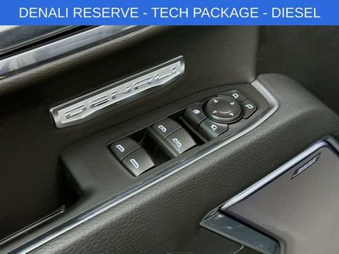 Used 2025 GMC Sierra 1500 Denali w/ Denali Reserve Package AWD/4WD image 19