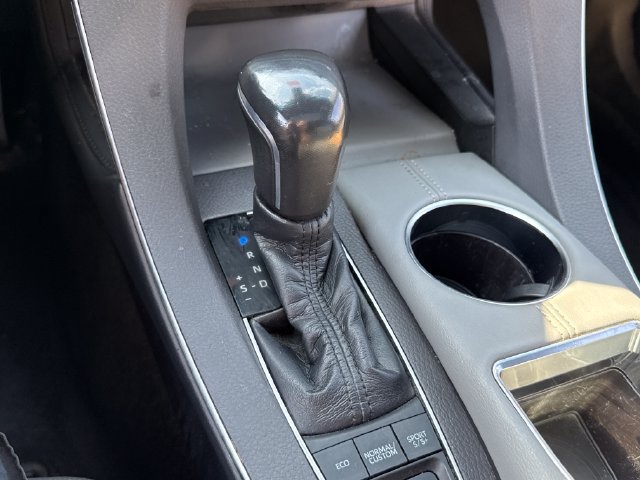 Used 2019 Toyota Avalon Touring w/ Advanced Safety Package FWD image 37