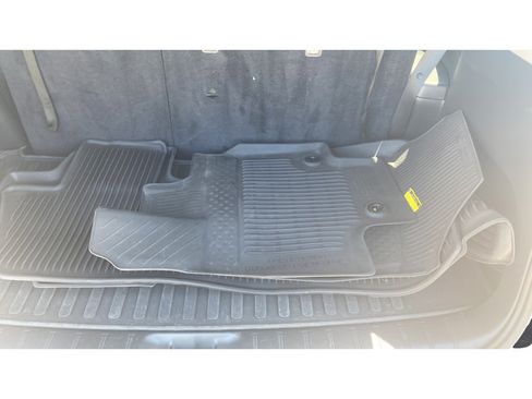 Used 2024 Toyota Grand Highlander AWD image 32