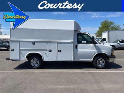 New 2025 Chevrolet Express 3500 w/ Power Convenience Package