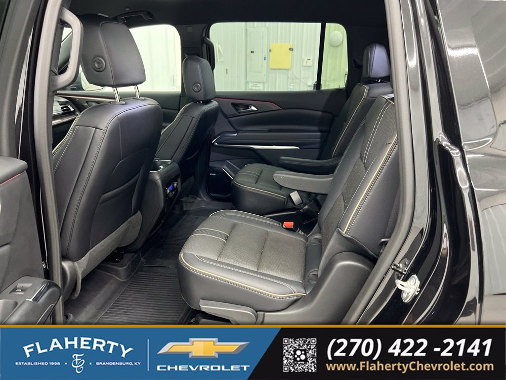 Used 2026 Chevrolet Traverse High Country w/ LPO, Floor Liner Package AWD/4WD image 11