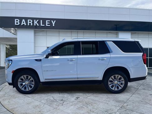 Certified 2023 GMC Yukon Denali w/ LPO, Floor Liner Package image 4