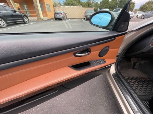 Used 2008 BMW 335i Convertible image 19