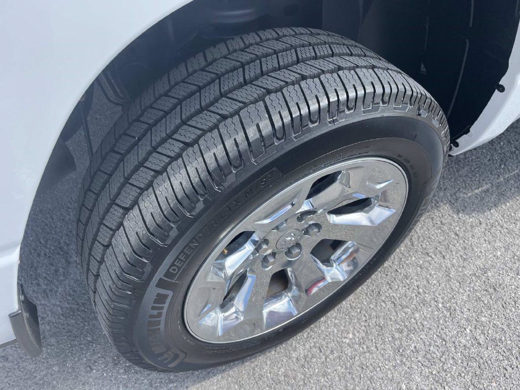 Used 2019 RAM 1500 Big Horn AWD/4WD image 23