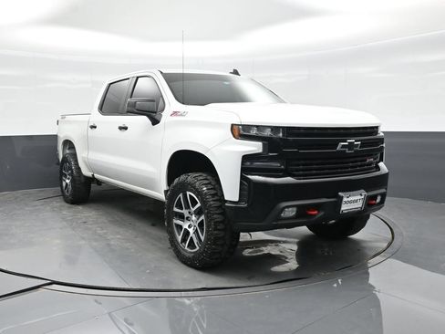 Used 2020 Chevrolet Silverado 1500 LT Trail Boss w/ Convenience Package AWD/4WD image 12