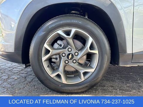 Certified 2024 Chevrolet Trax LT w/ Driver Confidence Package FWD image 30