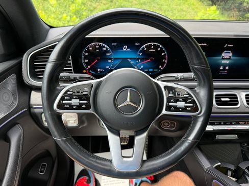 Used 2021 Mercedes-Benz GLS 580 4MATIC image 32