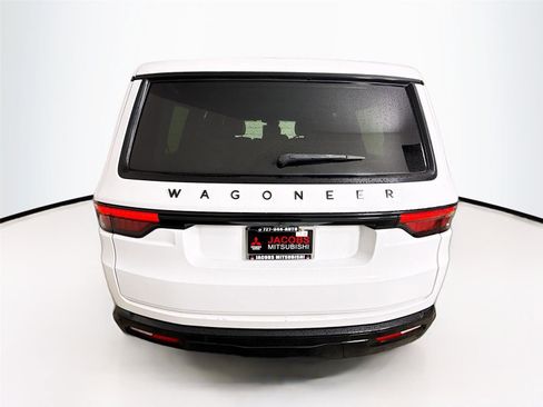 Used 2023 Jeep Wagoneer Series II image 9