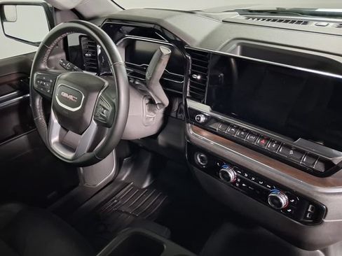 Certified 2023 GMC Sierra 1500 SLT w/ X31 Off-Road Package AWD/4WD image 16