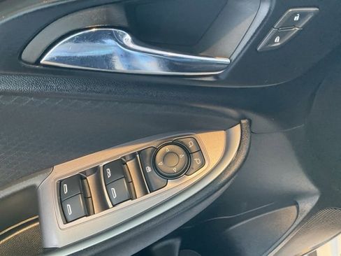 Used 2024 Chevrolet Malibu LT image 5