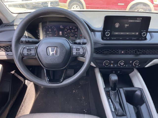 Used 2023 Honda Accord LX image 10