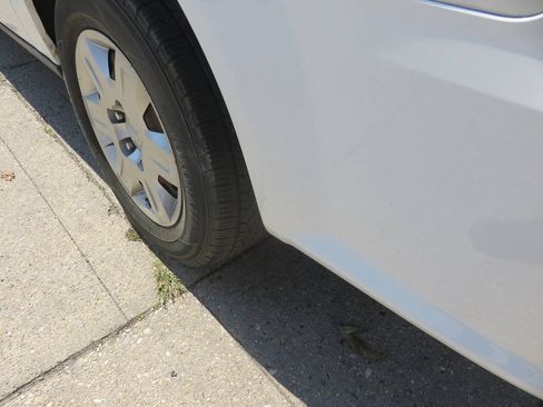 Used 2013 RAM C/V Tradesman FWD image 26