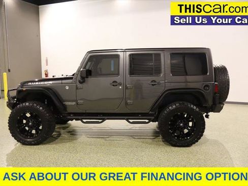 Used 2017 Jeep Wrangler Unlimited Rubicon w/ Connectivity Group image 4