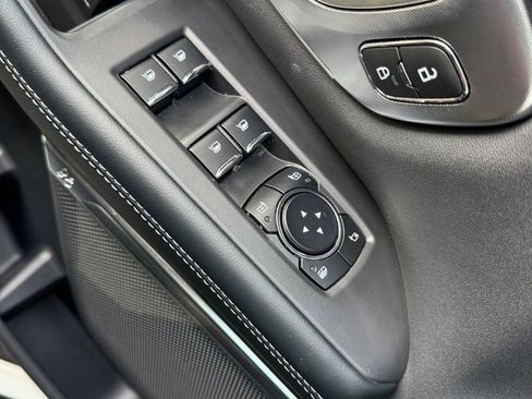 Used 2025 Ford Expedition Max Platinum w/ Driver's Package image 23