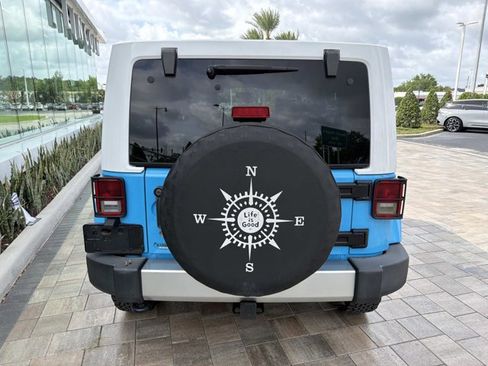 Used 2017 Jeep Wrangler Unlimited Sahara w/ Quick Order Package 24E Chief AWD/4WD image 3