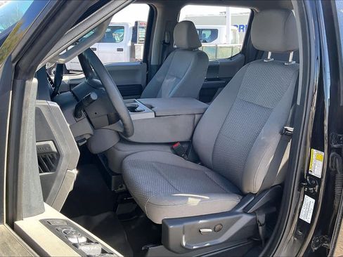 Used 2022 Ford F250 XLT w/ XLT Premium Package image 7
